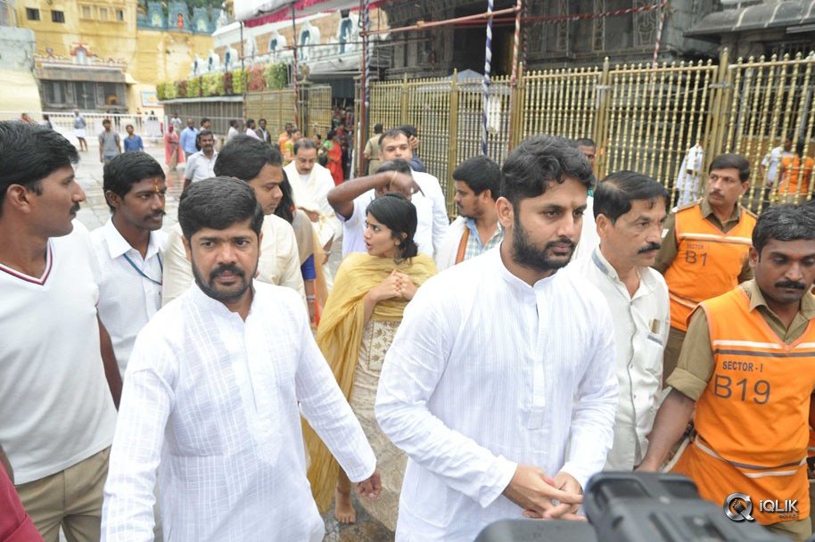 Lie-Movie-Team-At-Tirumala